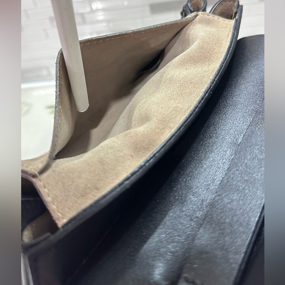 Chloe Drew Crossbody Bag - Picture 11 of 17